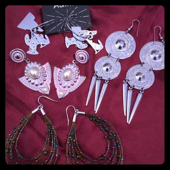 Accessories - 👁Veriety Earrings